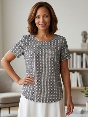 Pleione Geometric Blouse